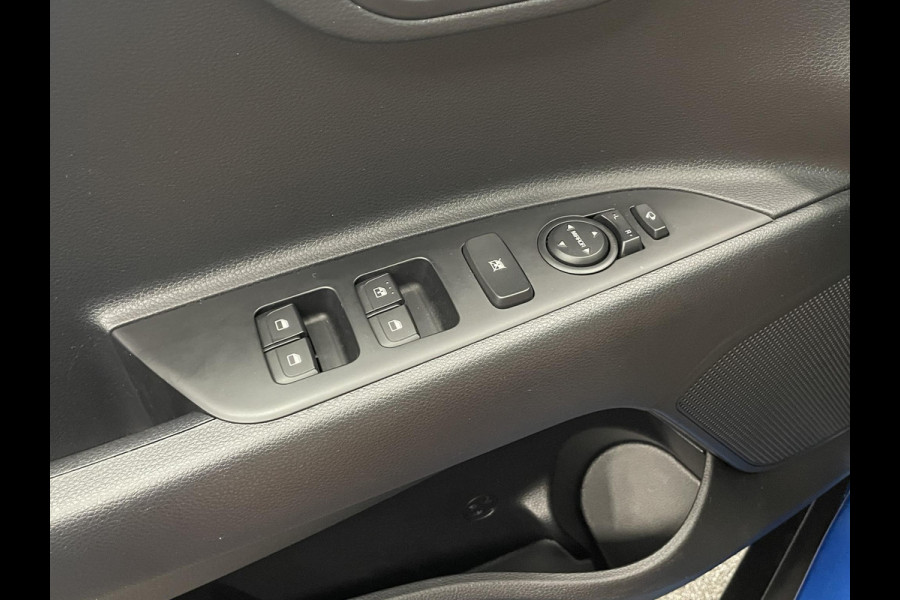Kia Stonic 1.0 T-GDi MHEV DynamicPlusLine Navigatie Apple Carplay Android Auto Lichtmetalen Velgen Climate Control Cruise control Parkeer sensoren