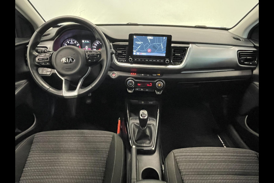 Kia Stonic 1.0 T-GDi MHEV DynamicPlusLine Navigatie Apple Carplay Android Auto Lichtmetalen Velgen Climate Control Cruise control Parkeer sensoren