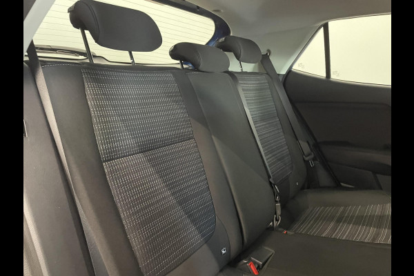 Kia Stonic 1.0 T-GDi MHEV DynamicPlusLine Navigatie Apple Carplay Android Auto Lichtmetalen Velgen Climate Control Cruise control Parkeer sensoren