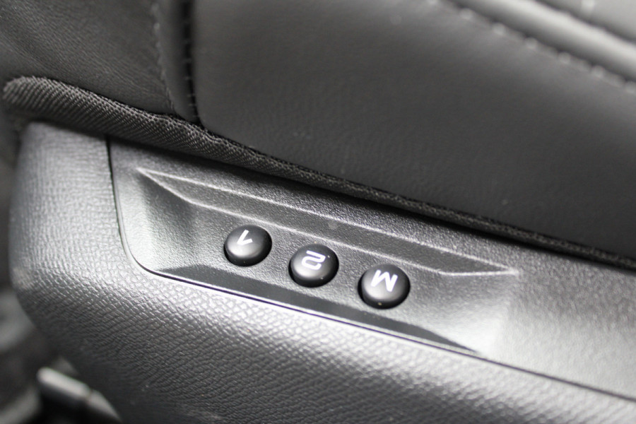 Citroën C5 X 1.6 Plug-in Hybrid 225 Shine | Panoramadak | Massage | Leder | Head-Up | Full