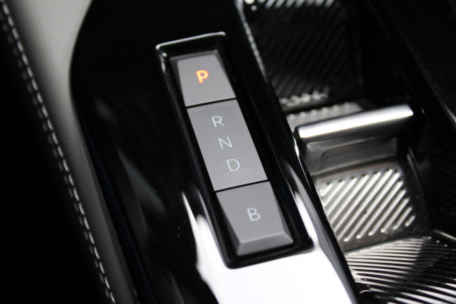 Citroën C5 X 1.6 Plug-in Hybrid 225 Shine | Panoramadak | Massage | Leder | Head-Up | Full