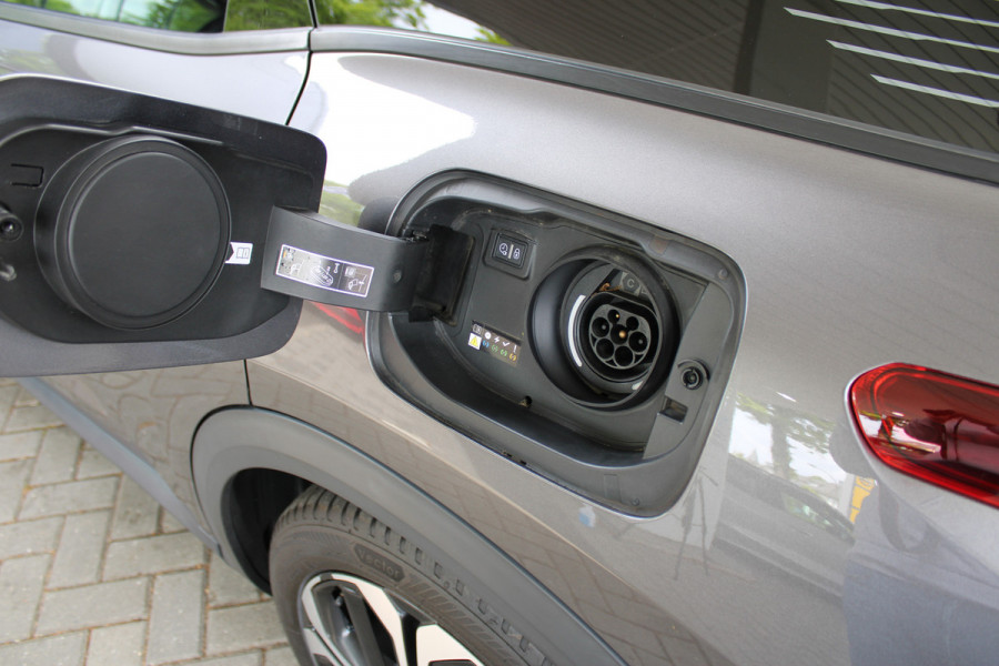 Citroën C5 X 1.6 Plug-in Hybrid 225 Shine | Panoramadak | Massage | Leder | Head-Up | Full