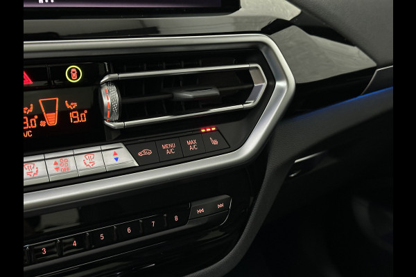 BMW iX3 M-Sport | Sophisto Grey! | Panorama | ACC | Leder | Memory | El. Trekhaak 97.6% SOH | Sfeerverlichting | 3-Zone Clima | Carplay | LED | Btw auto, 35400,= ex. | Rijklaar incl. Bovag garantie!