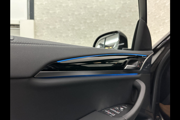 BMW iX3 M-Sport | Sophisto Grey! | Panorama | ACC | Leder | Memory | El. Trekhaak 97.6% SOH | Sfeerverlichting | 3-Zone Clima | Carplay | LED | Btw auto, 35400,= ex. | Rijklaar incl. Bovag garantie!