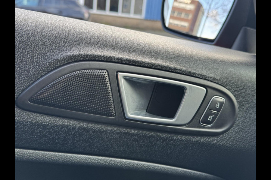 Ford EcoSport 1.0 EcoBoost ST-Line - Navigatie I Airco I Sport pakket I Leer / Alcantara I PDC I Achteruitrij Camera I Dealer ond.