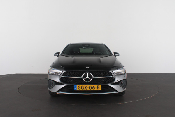 Mercedes-Benz CLA-Klasse 250 e Star Edition > Keyless/Camera/Cruise control adaptief/Stoelverwarming...