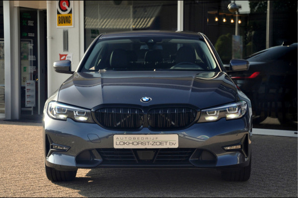 BMW 3-serie 320i Business Edition Plus | Adaptive Cruise | 44.000 km!