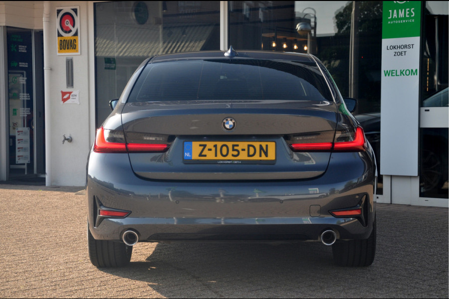 BMW 3-serie 320i Business Edition Plus | Adaptive Cruise | 44.000 km!