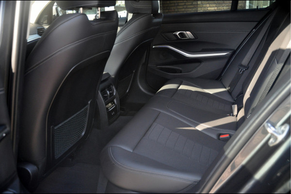 BMW 3-serie 320i Business Edition Plus | Adaptive Cruise | 44.000 km!