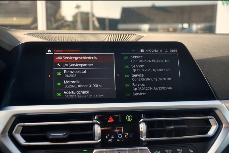 BMW 3-serie 320i Business Edition Plus | Adaptive Cruise | 44.000 km!