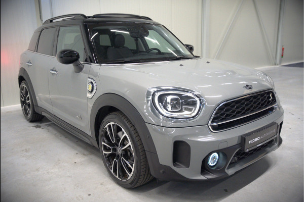 MINI Countryman 1.5 Cooper S E ALL4 Chili | Panoramadak | Stoelverwarming | Stuurverwarming | Head-Up Display | Camera | Apple Carplay | Keyless | Cruise Control | Navigatie | SOH 90%