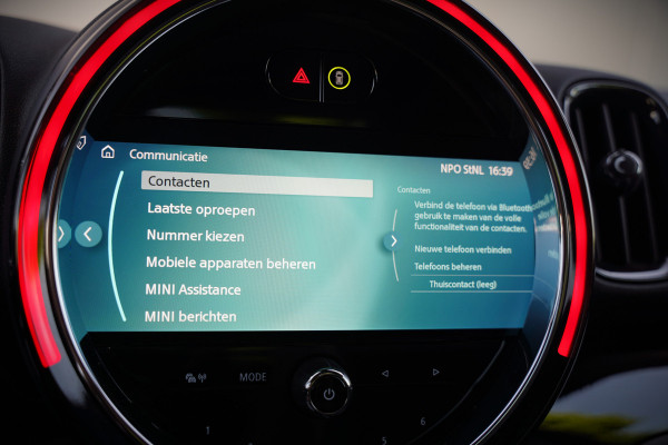 MINI Countryman 1.5 Cooper S E ALL4 Chili | Panoramadak | Stoelverwarming | Stuurverwarming | Head-Up Display | Camera | Apple Carplay | Keyless | Cruise Control | Navigatie | SOH 90%