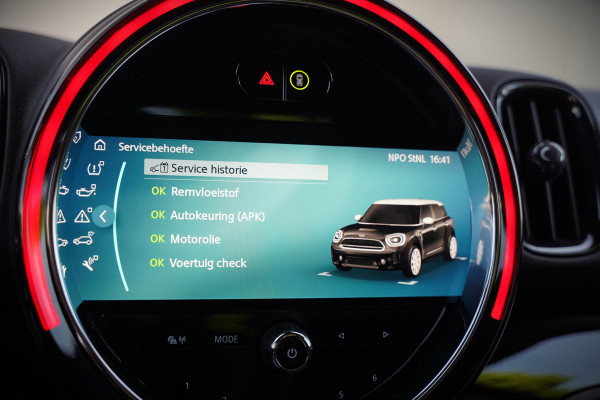 MINI Countryman 1.5 Cooper S E ALL4 Chili | Panoramadak | Stoelverwarming | Stuurverwarming | Head-Up Display | Camera | Apple Carplay | Keyless | Cruise Control | Navigatie | SOH 90%