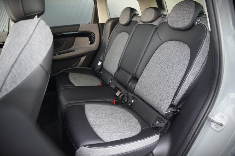 MINI Countryman 1.5 Cooper S E ALL4 Chili | Panoramadak | Stoelverwarming | Stuurverwarming | Head-Up Display | Camera | Apple Carplay | Keyless | Cruise Control | Navigatie | SOH 90%