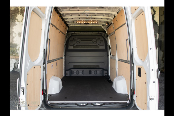 Mercedes-Benz Sprinter 317 CDI L2H2 Facelift|Pro|LED-verlichting|Cruise|MBUX|Camera|Betimmering|Verw-stoelen|New Service