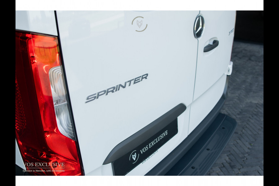Mercedes-Benz Sprinter 317 CDI L2H2 Facelift|Pro|LED-verlichting|Cruise|MBUX|Camera|Betimmering|Verw-stoelen|New Service