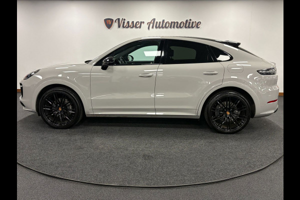Porsche Cayenne Coupé 3.0 E-Hybrid*NL-Auto*NAP*Pano*Luchtvering*Head-Up*Trekhaak*Stoel airco