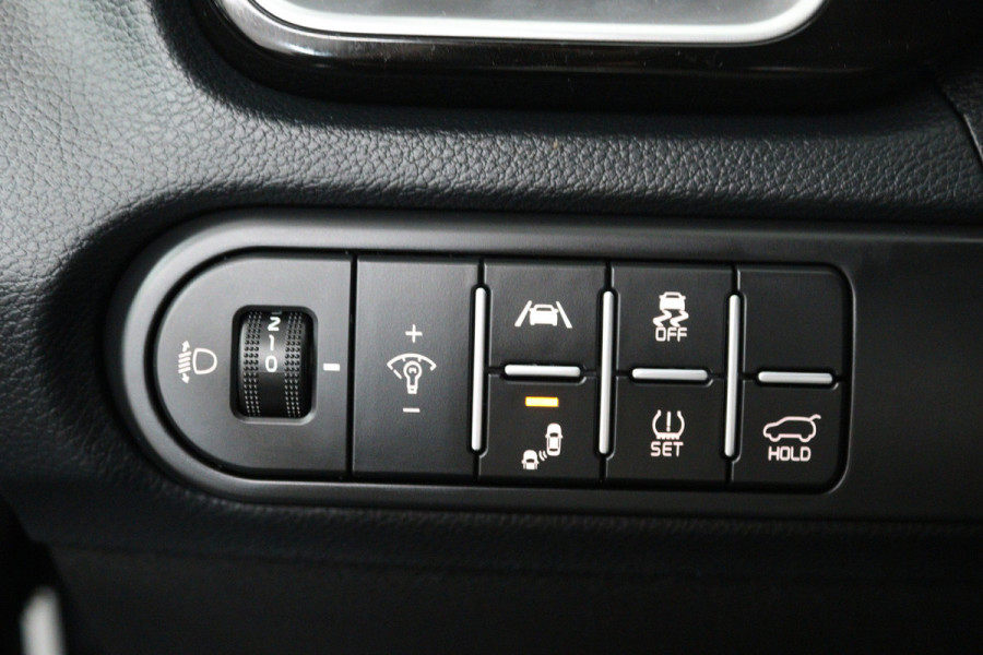 Kia Ceed Sportswagon 1.0 T-GDi DynamicPlusLine (TREKHAAK AFNEEMBAAR, STOEL-/STUURVERWARMING, CAMERA, ADAPTIVE CRUISE, CARPLAY)