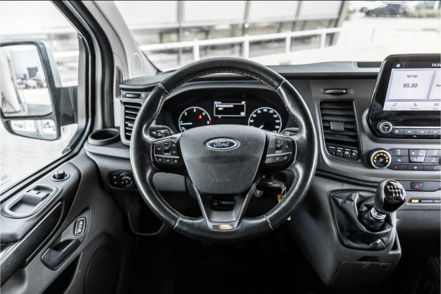 Ford Transit Custom 300 2.0 TDCI L2H1 | Raptor Edition | CarPlay | Camera | Trekhaak | PDC V+A | Nieuwe APK | Stoelverwarming | PDC V+A