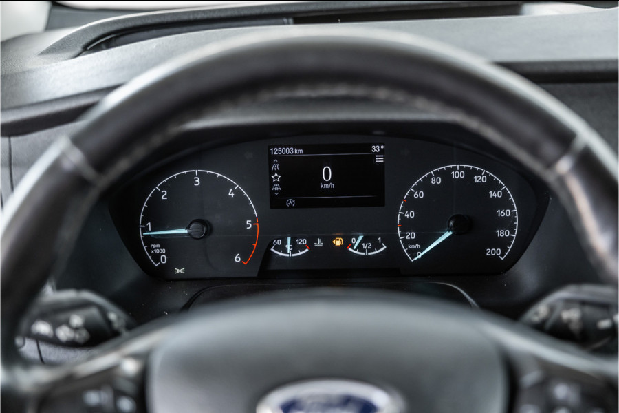 Ford Transit Custom 300 2.0 TDCI L2H1 | Raptor Edition | CarPlay | Camera | Trekhaak | PDC V+A | Nieuwe APK | Stoelverwarming | PDC V+A