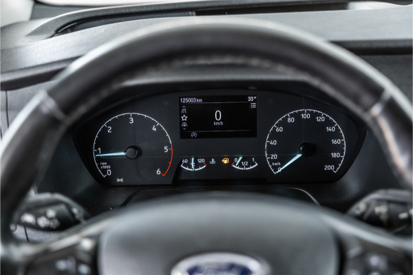 Ford Transit Custom 300 2.0 TDCI L2H1 | Raptor Edition | CarPlay | Camera | Trekhaak | PDC V+A | Nieuwe APK | Stoelverwarming | PDC V+A