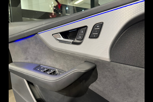 Audi Q8 60 TFSI e quattro S Line Comp Pano|RS Seat|HuD|Trekhaak