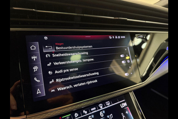 Audi Q8 60 TFSI e quattro S Line Comp Pano|RS Seat|HuD|Trekhaak
