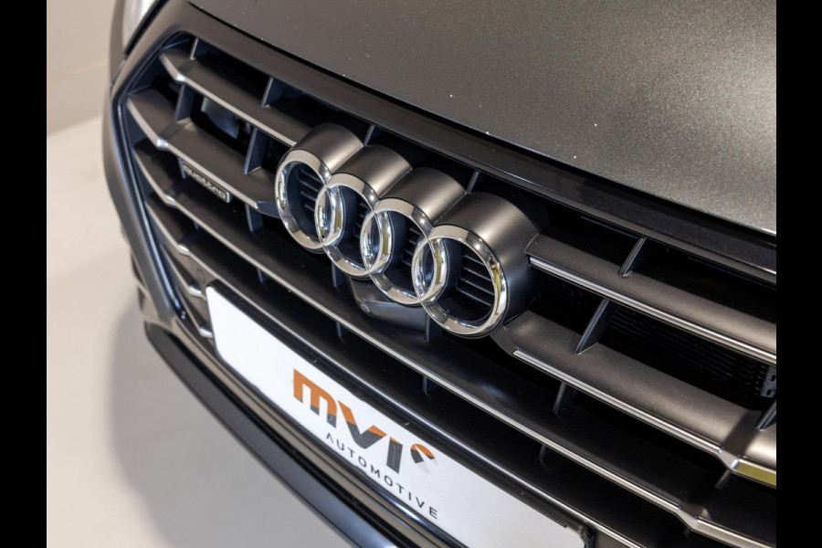Audi Q5 55 TFSI e quattro Competition SoH 100% 367pk / Panorama dak / Adaptieve cruise control / Stoelverwarming / Dodehoekdetectie / Achtertuitrijcamera / Apple carplay /