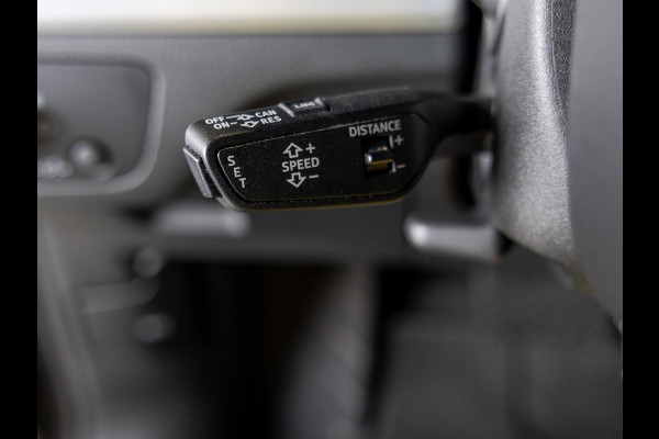 Audi Q5 55 TFSI e quattro Competition SoH 100% 367pk / Panorama dak / Adaptieve cruise control / Stoelverwarming / Dodehoekdetectie / Achtertuitrijcamera / Apple carplay /