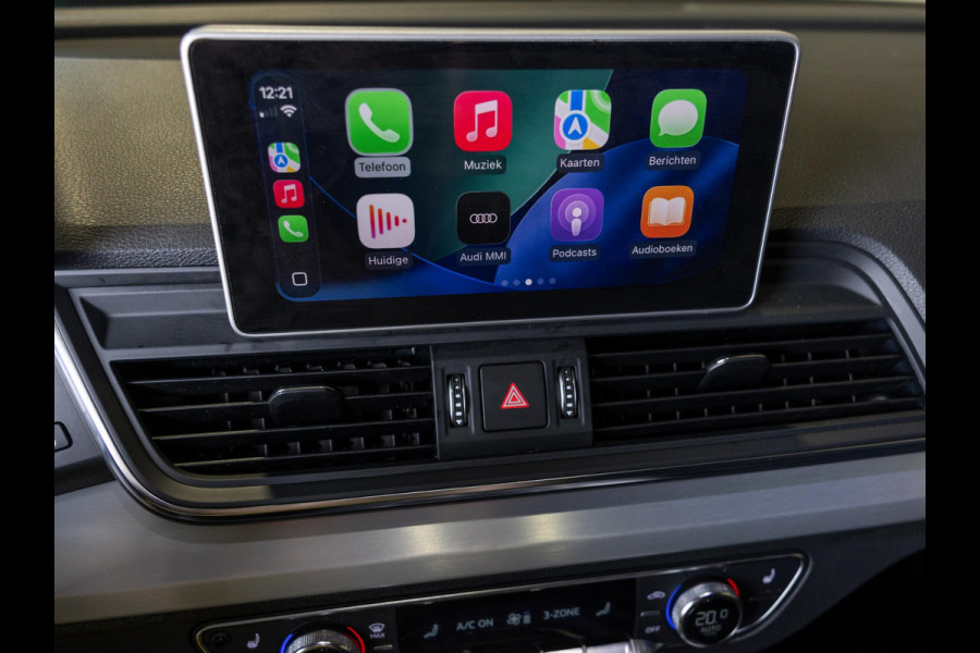 Audi Q5 55 TFSI e quattro Competition SoH 100% 367pk / Panorama dak / Adaptieve cruise control / Stoelverwarming / Dodehoekdetectie / Achtertuitrijcamera / Apple carplay /