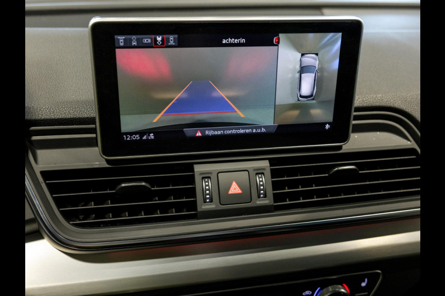 Audi Q5 55 TFSI e quattro Competition SoH 100% 367pk / Panorama dak / Adaptieve cruise control / Stoelverwarming / Dodehoekdetectie / Achtertuitrijcamera / Apple carplay /