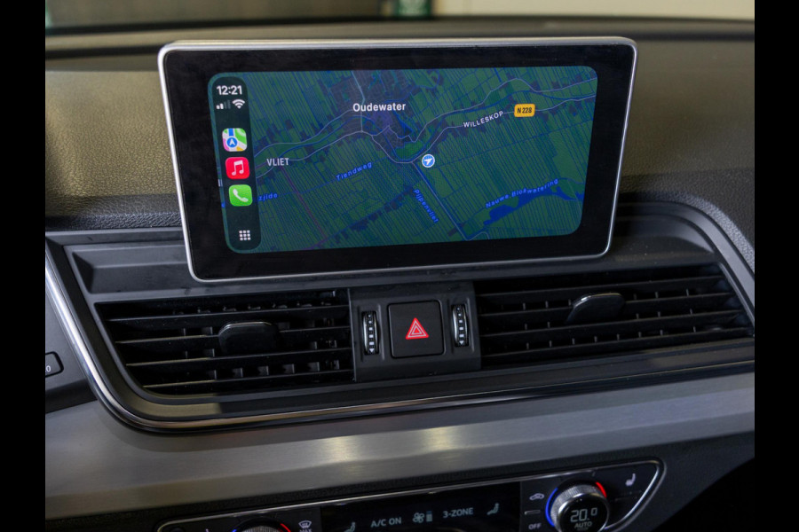 Audi Q5 55 TFSI e quattro Competition SoH 100% 367pk / Panorama dak / Adaptieve cruise control / Stoelverwarming / Dodehoekdetectie / Achtertuitrijcamera / Apple carplay /