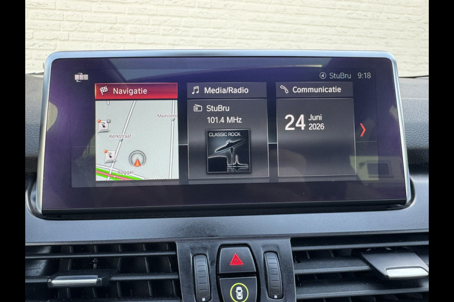 BMW 2 Serie Active Tourer 225xe iPerformance High Executive Camera Panodak Clima Stoelverw All-Season