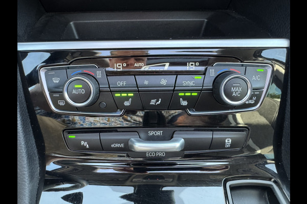BMW 2 Serie Active Tourer 225xe iPerformance High Executive Camera Panodak Clima Stoelverw All-Season