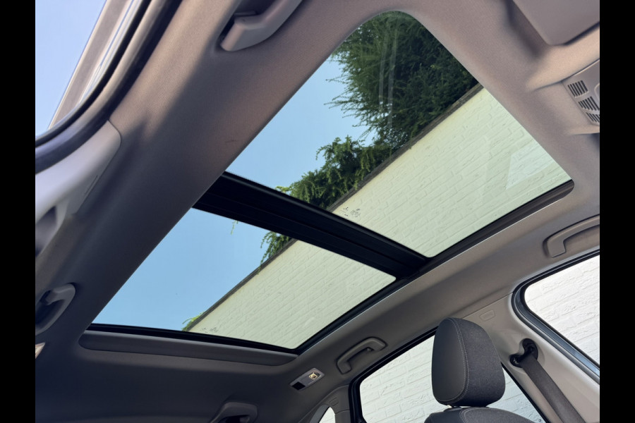 BMW 2 Serie Active Tourer 225xe iPerformance High Executive Camera Panodak Clima Stoelverw All-Season