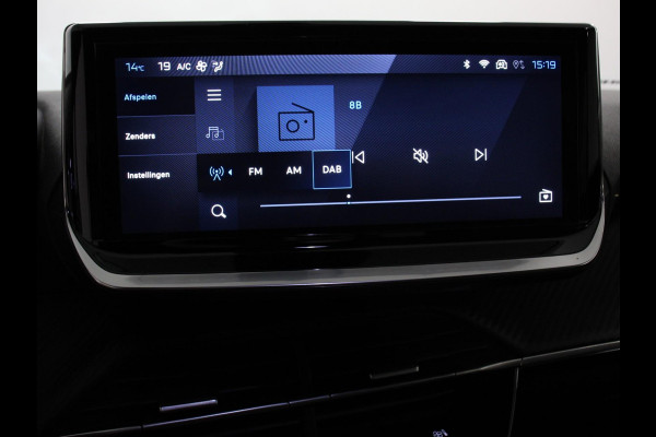 Peugeot 2008 1.2 Hybrid 136 pk Automaat Allure Navigatie Apple Carplay/Android Auto Climate Control Dab Led Parkeer sensoren Cruise Control