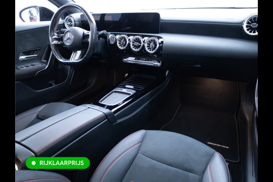 Mercedes-Benz A-Klasse 250 e AMG Line | Pano dak | Stoelverw. | Cruise | 19"all season | Sfeerverlichting | Climate control | Navigatie