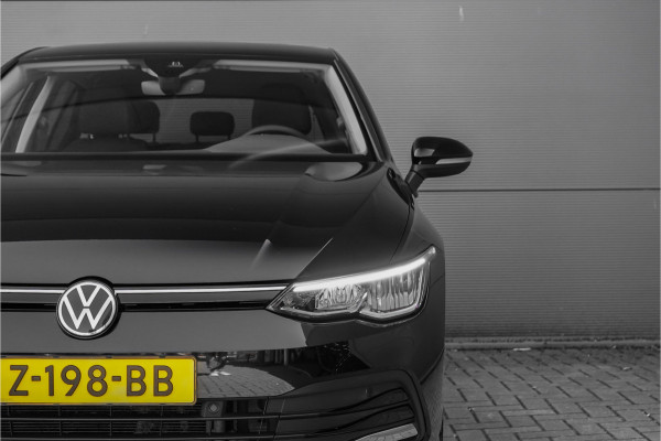 Volkswagen Golf 1.5 eTSI Move Style Pack ACC Camera 18"