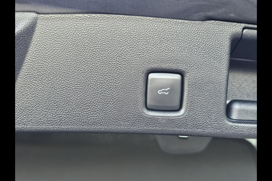 Ford Kuga 2.5 PHEV ST-Line X | Trekhaak | Winterpack | Orig. NL Auto | AGR-stoelen | Bang&Olufsen | Elektrische achterklep
