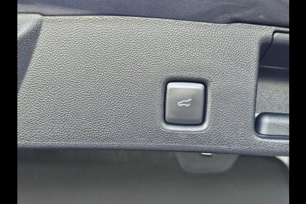 Ford Kuga 2.5 PHEV ST-Line X | Trekhaak | Winterpack | Orig. NL Auto | AGR-stoelen | Bang&Olufsen | Elektrische achterklep