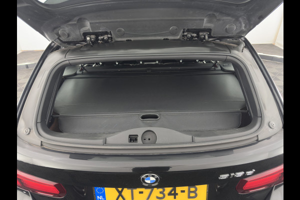 BMW 3 Serie Touring 318d M-Sport Edition Aut. *LEATHER | FULL-LED | HEATED-SPORTSEATS | CAMERA | DIGI-COCKPIT | HIFI-SOUND | NAVI-FULLMAP | ECC | PDC | CRUISE | KEYLESS |  TOWBAR | 17''ALU*