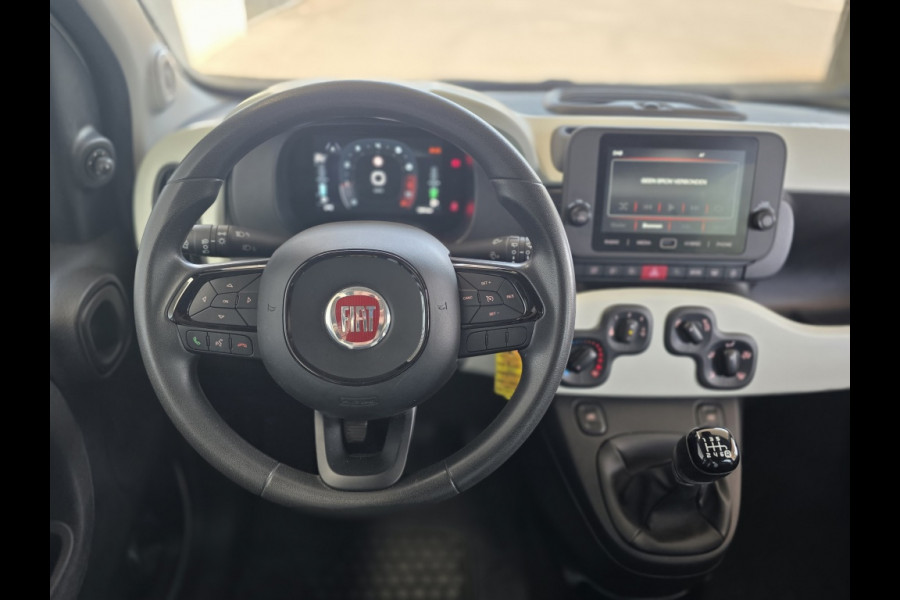 Fiat Panda Hybrid Pandina | Digitaal dashboard | Apple carpl / Andr. auto |