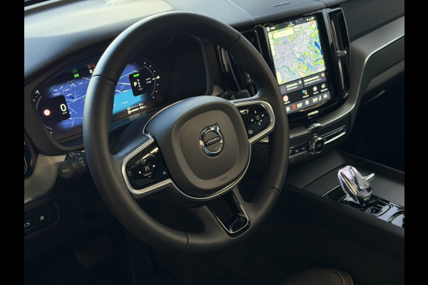 Volvo XC60 STERKSTE MOTOR 2.0 T8 456PK AWD ULTRA ! BLACK EDITION STOEL/STUUR.VER. 22''LMV PANO HEADUP HARMAN KARDON