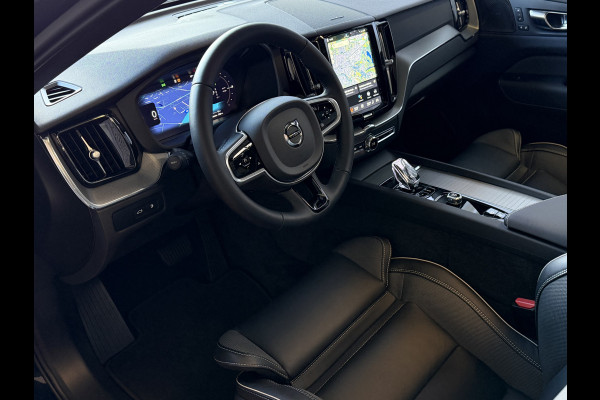 Volvo XC60 STERKSTE MOTOR 2.0 T8 456PK AWD ULTRA ! BLACK EDITION STOEL/STUUR.VER. 22''LMV PANO HEADUP HARMAN KARDON