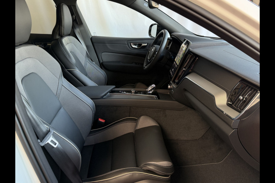 Volvo XC60 STERKSTE MOTOR 2.0 T8 456PK AWD ULTRA ! BLACK EDITION STOEL/STUUR.VER. 22''LMV PANO HEADUP HARMAN KARDON