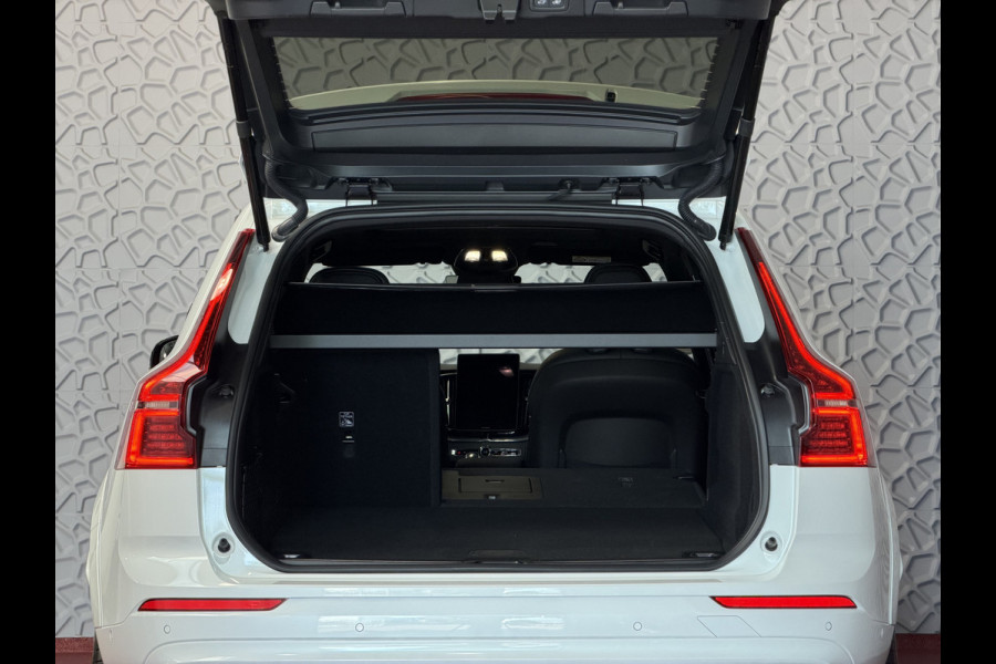 Volvo XC60 STERKSTE MOTOR 2.0 T8 456PK AWD ULTRA ! BLACK EDITION STOEL/STUUR.VER. 22''LMV PANO HEADUP HARMAN KARDON