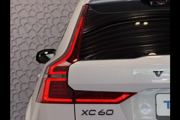 Volvo XC60 STERKSTE MOTOR 2.0 T8 456PK AWD ULTRA ! BLACK EDITION STOEL/STUUR.VER. 22''LMV PANO HEADUP HARMAN KARDON