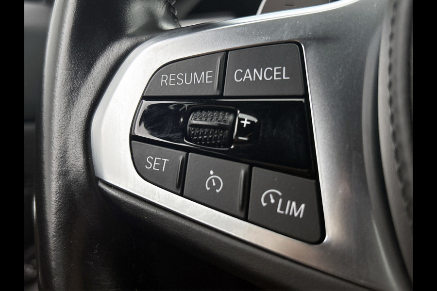 BMW 3-serie 320i High Executive M-pakket Performance(Dealer OndH, Camera, Carplay, StoelV, Navi Prof, Etc)