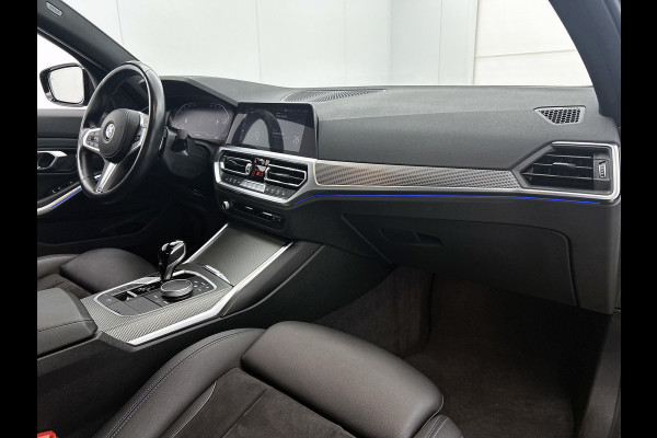 BMW 3-serie 320i High Executive M-pakket Performance(Dealer OndH, Camera, Carplay, StoelV, Navi Prof, Etc)