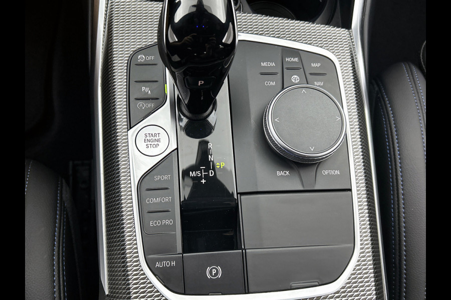 BMW 3-serie 320i High Executive M-pakket Performance(Dealer OndH, Camera, Carplay, StoelV, Navi Prof, Etc)